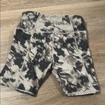 Zella Floral Patterned Women's Biker Shorts Photo 3