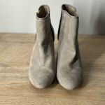 Banana Republic  Boots Womens‎ 8 M Tan Heeled Ankle Booties Neutral Minimalist Photo 3