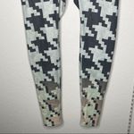 Alo Yoga ‎ Houndstooth Pants Photo 5