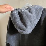 Aritzia Golden TNA Loungewear Casual Charcoal Acid Wash Zip-Up Hoodie Size 2 Photo 8