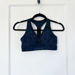 Alphalete | Surface Faux Wrap Athletic Sports Bra in Pebble Print Black Small Photo 2