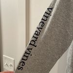 Vineyard Vines  Mrs. Claus Long Sleeve tee Photo 2