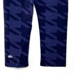 Alo Yoga Airbrush Cropped Legging in Navy Blue Houndstooth Size S Photo 7