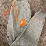 Nike Sweatpants Photo 1