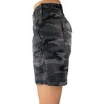 G1 Goods Black Gray Camo Camouflage Mid Rise Straight Leg Bermuda Shorts Size 4 Photo 1