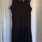 AVENUE PLEATED BLACK DRESS WITH LACE YOKE. Sz: 2X Photo 1