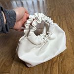 Elegant White Ruched Handle Bag Photo 0