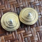 Vintage Clip On Earrings 80’s Gold Round Textured Shell Photo 0