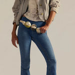 We The Free  FP Blue Denim Pull On Penny Flare Jeans Size Medium 29 Photo 0