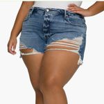 Good American NWT  Bombshell Cutoff Denim Shorts 18, BLUE646 Photo 1