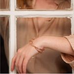 Tribe Alive 🦋 NWT  Rose Gold Criss Cross Bracelet Minimalist Subtle Classic Photo 5