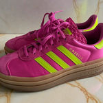 Adidas Women’s Gazelle Bold Platform Fuchsia Slime Sneakers Size 7 Photo 0