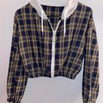 Cropped Flannel Jacket Photo 0