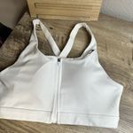 Gymshark Women’s Small Essential White Sports Bra Front Zip Photo 1