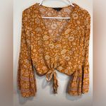 American Eagle Viscose Floral V-Neck Cropped Hem Bell Sleeves Boho Top Size XS Photo 2