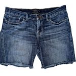 Lucky Brand “The Bermuda” Raw Hem Uncuffed Denim Jean Shorts Size 8/29 Photo 3