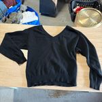Equipment  Femme LILOU V-NECK CASHMERE SWEATER in True Black 100% Cashmere XSmall Photo 8