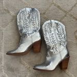 Silver Cowboy Boots Size 8 Photo 0
