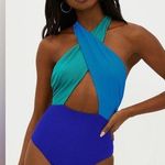 Beach Riot NWOT Jessica One Piece
Caribbean Sea Colorblock LARGE Photo 0