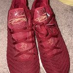 Nike  LeBron 16 Low King  Photo 0