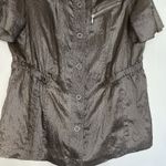 Chico's Women's SZ 1 Shimmer Brown Snap up Short Sleeve Tencel Roll Tab Sleeve Photo 3