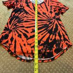 LuLaRoe Orange Black Tie Dye Halloween Tshirt  Classic Tee SZ S Short Sleeve Photo 4