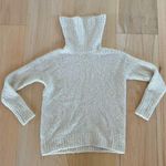 Abercrombie & Fitch Cream Turtleneck Sweater Size Medium Photo 0