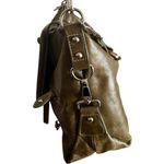 Barr & Barr Genuine Olive Green Leather Crossbody Shoulder Bag. Very subtle. Photo 5