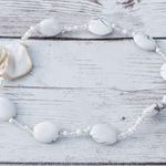 Vintage Stretch Bracelet Dainty Mother of Pearl & White Beads Photo 0