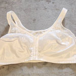 Exquisite Form Fully Posture No Wire Bra Front Close Style 565 size 46D White Black Photo 0