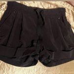 Lululemon discontinued athletica shorts Photo 0