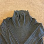 Splendid  Women’s Grey Turtleneck Waffle Long Sleeve Top Photo 2