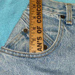 ZENA high rise capri denim embellished at bottom button zipper fly Y2K size 10 Blue Photo 8