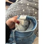 MOTHER Weekender Fray Jeans in Meet Cute Size 28 Blue Photo 8