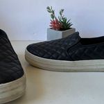 Skecher Street Quilted Womens Shoes Size 8.5 Black Slip on Sneaker Comfort Norm Photo 11
