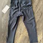 Athleta NWT  Interval Stash Capri Gray Legging Size xs Photo 0