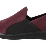 Munro  Clay Slip On Sneaker Size 6 M Burgundy Leather Cushioned Shoes Loafer‎ Photo 0
