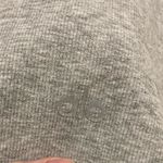 Alo Yoga ALO Gray Sleeveless Cropped Racerback Tank Top Photo 3