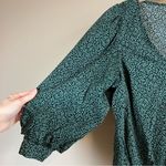 A New Day ✨ Women’s Green Puffy Sleeve Top Small Photo 3