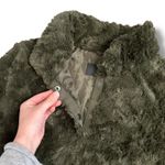 VERO MODA  VMcurl Faux Fur Jacket Women’s Small Olive Green‎ Plush Short Coat Photo 8