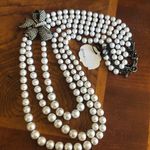 R.J. Graziano triple strand graduated white pearl stone bow necklace Photo 6