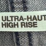 Garage Premium Ultra High Rise Y2K cuffed hem jean shorts siz 5 cotton dark blue Photo 2