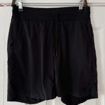 The North Face  Black Athletic Shorts Size Medium 7 Inch Inseam‎ EUC Photo 0