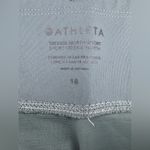 Athleta  Trekkie North Short Size 18 Ethereal Bloom Green White Floral Lace Photo 8