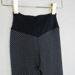 Halara  Black Honeycomb Butt Scrunch Stretchy Leggings Size XS Photo 5