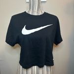 Nike  Women's Black Crop Top medium Photo 2