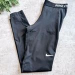 Nike  Pro Black Dri-Fit Leggings Size Medium Photo 0