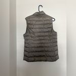 Uniqlo Ultra Light Down Vest size L grey Photo 1