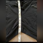 Athleta  Women’s  Crop Pants Black Zip Pocket Elastic Waist And Ankles Sz L‎ Photo 8