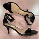 Fioni  size 8 black scalloped open toe sandals Photo 0